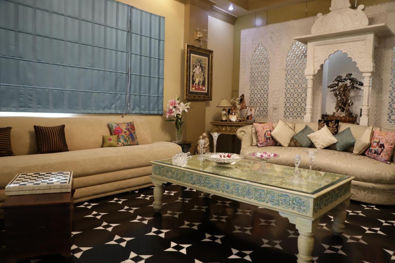 Aura Homestay Royal Villa ชัยปุระ ภายนอก รูปภาพ
