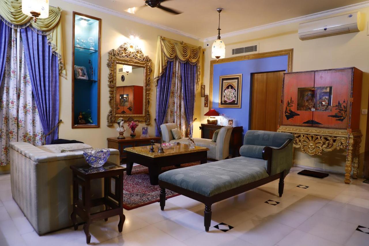Aura Homestay Royal Villa ชัยปุระ ภายนอก รูปภาพ