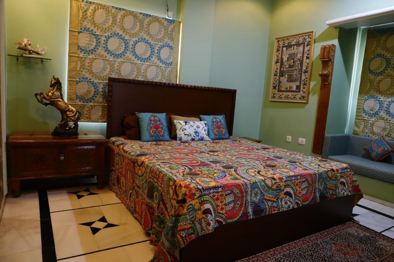 Aura Homestay Royal Villa ชัยปุระ ห้อง รูปภาพ