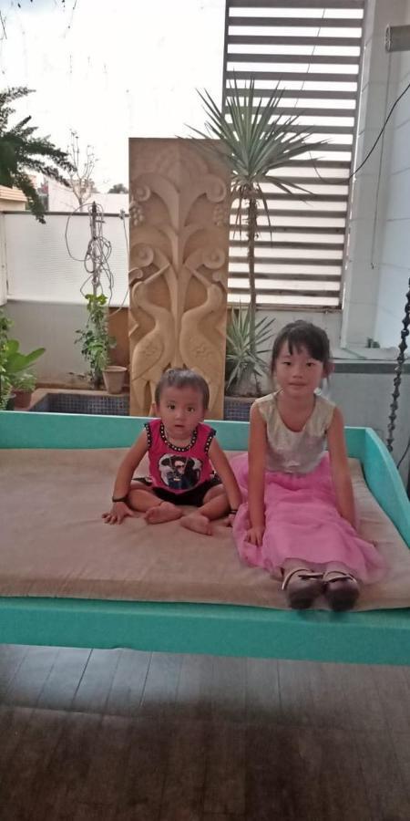 Aura Homestay Royal Villa ชัยปุระ ภายนอก รูปภาพ